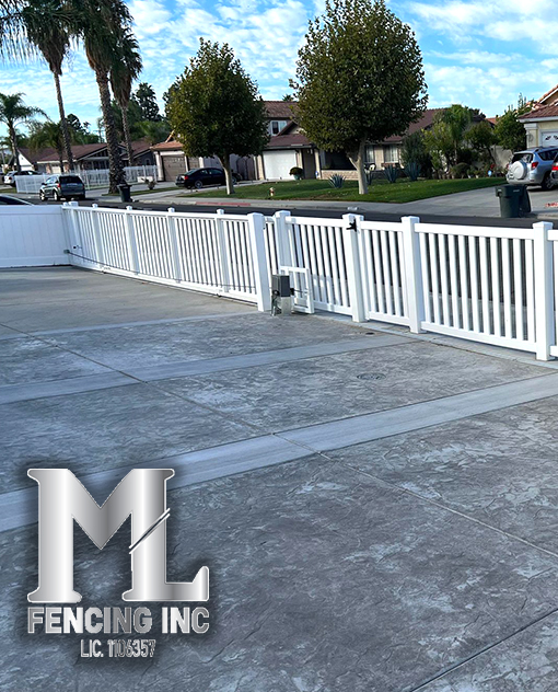 ML Fencing Inc Vinyl, Wood, Iron and Chain Link Fences contractor in Perris ca